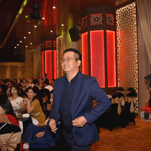 Mr Trưởng