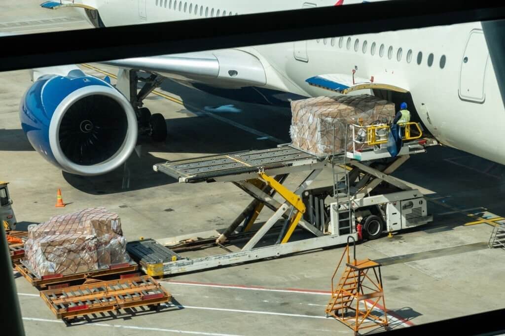 Air cargo loading at Tan Son Nhat Airport SGN with AlphaTrans handling